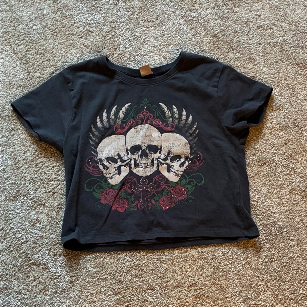 Ladies Skull Graphic Tee - Short Sleeve